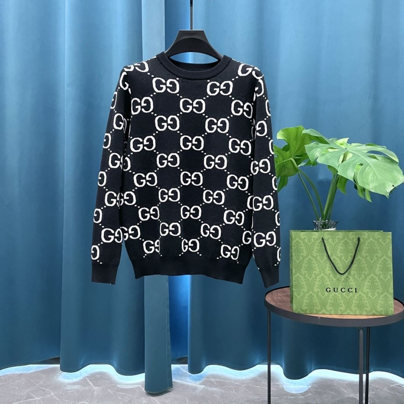 G*u*i sweaters